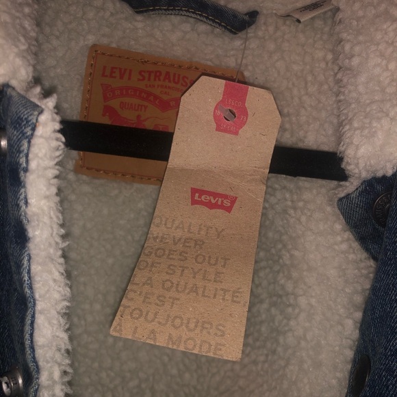 Levi’s Sherpa Jacket - Picture 3 of 4